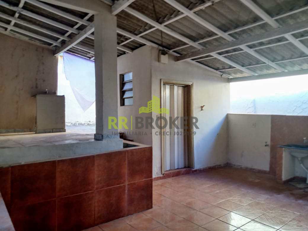 Casa à venda com 3 quartos, 275m² - Foto 15