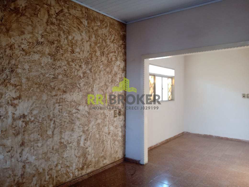 Casa à venda com 3 quartos, 275m² - Foto 4