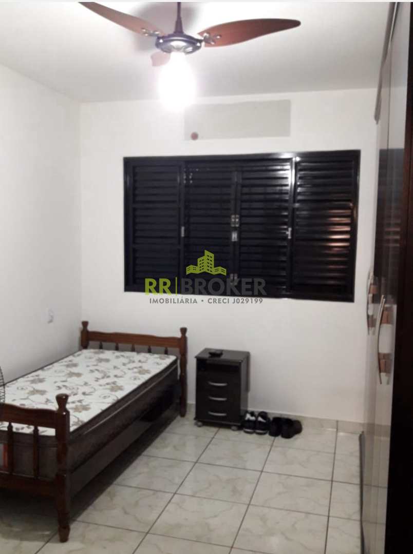 Casa à venda com 3 quartos, 240m² - Foto 10