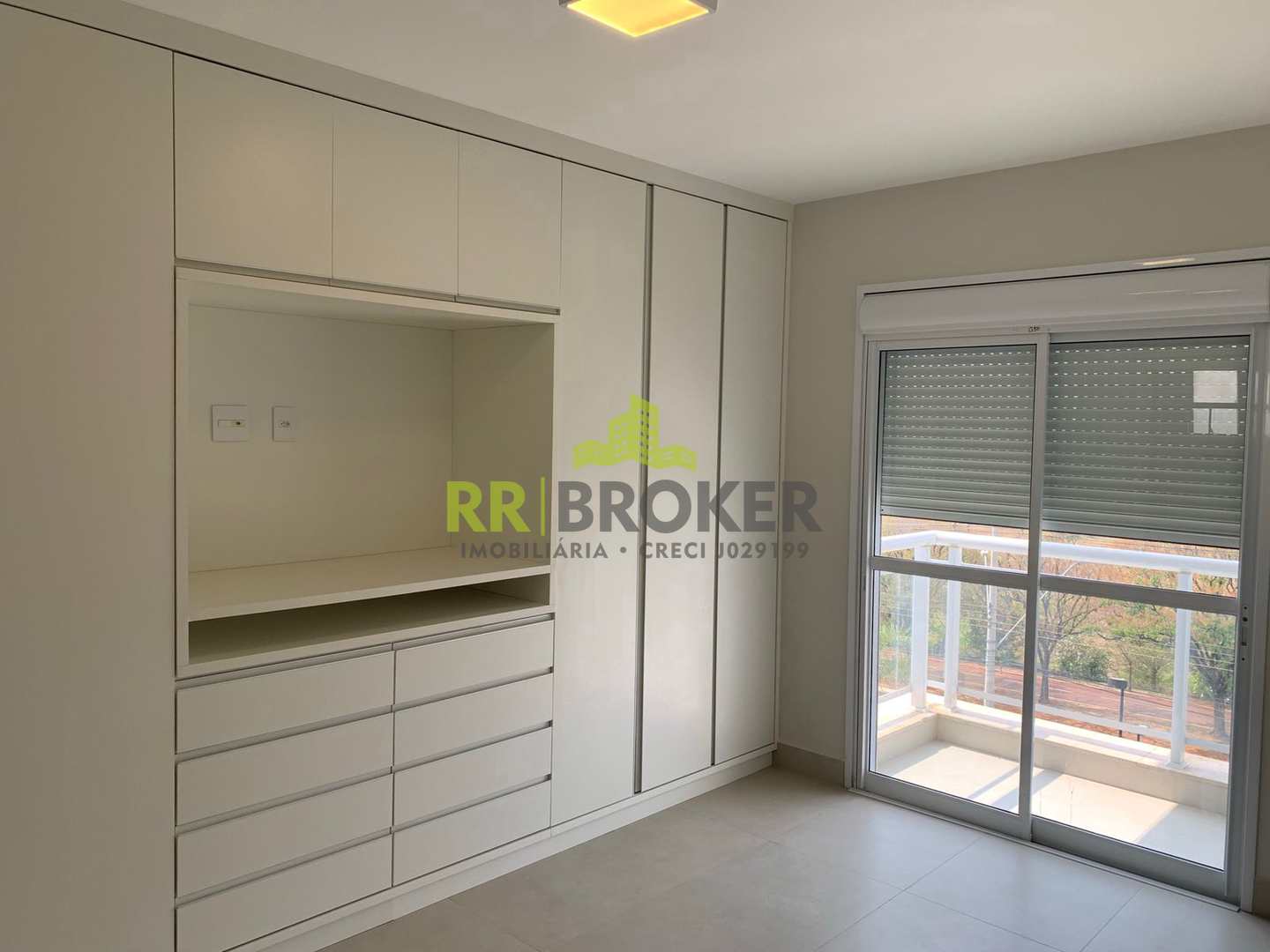 Apartamento para alugar com 3 quartos, 147m² - Foto 6