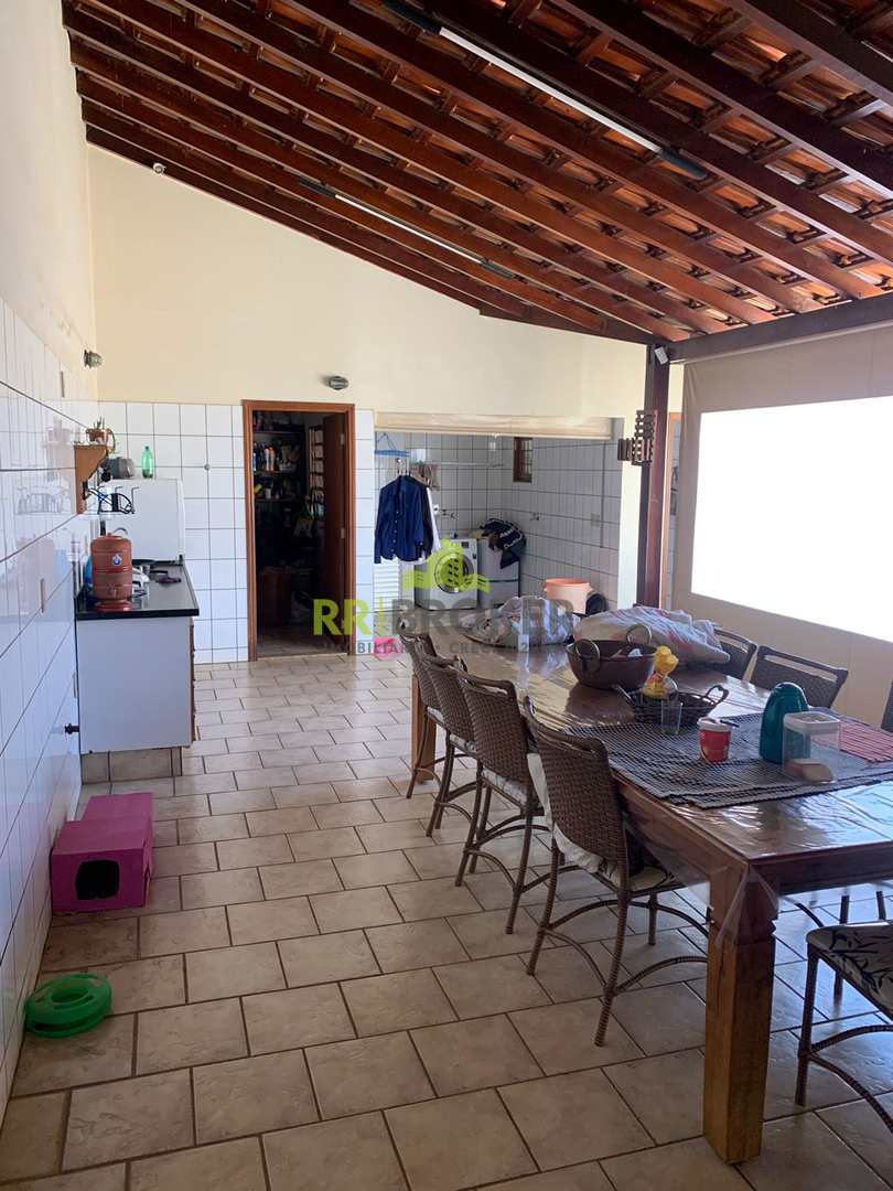 Casa à venda com 4 quartos, 360m² - Foto 18