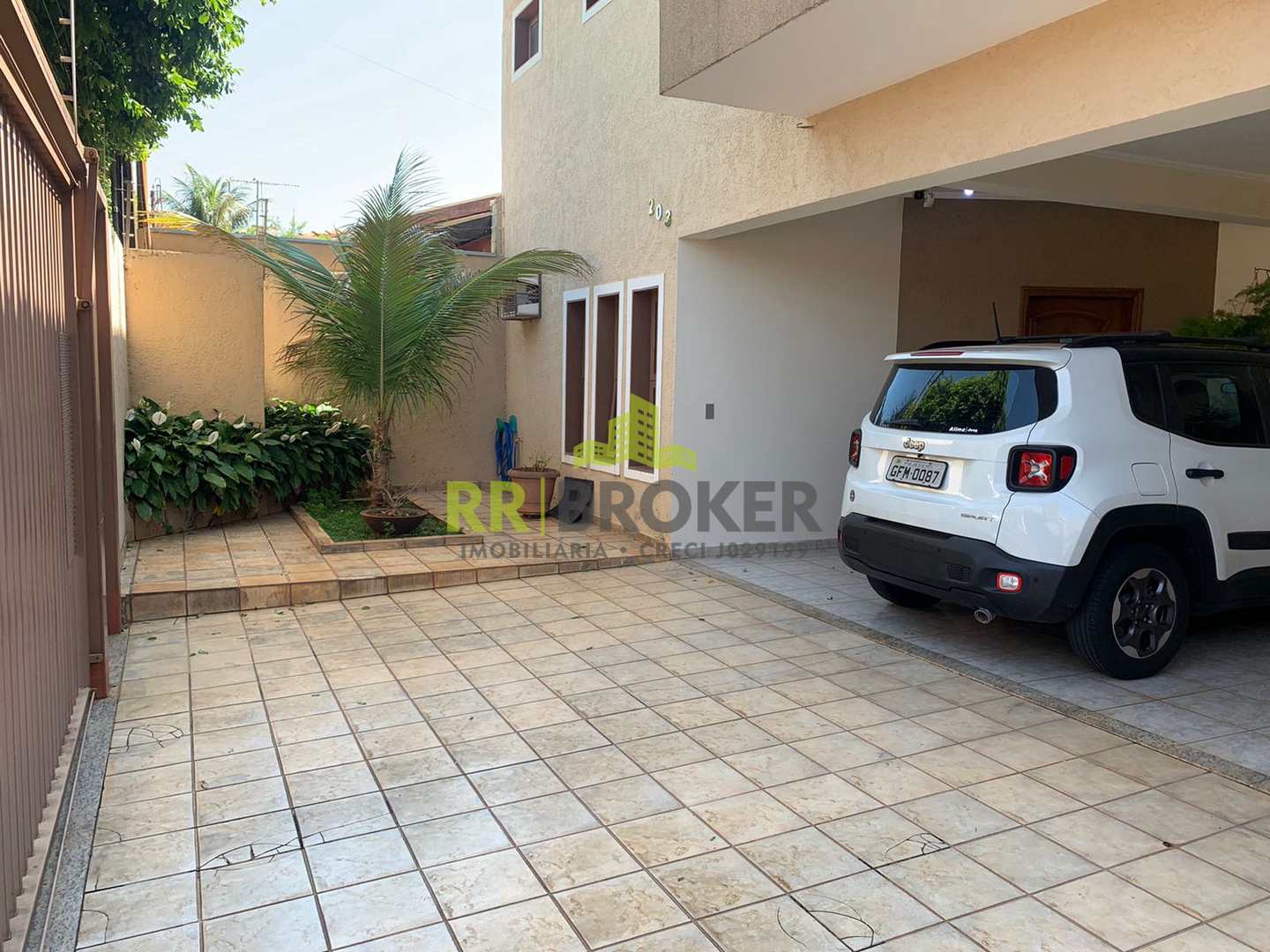 Casa à venda com 4 quartos, 360m² - Foto 4