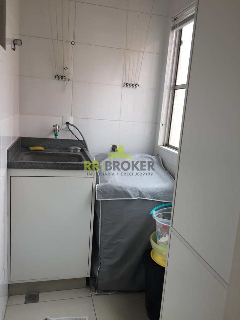 Apartamento à venda com 2 quartos, 56m² - Foto 3