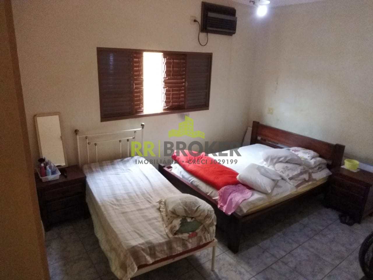 Casa à venda com 3 quartos, 198m² - Foto 18