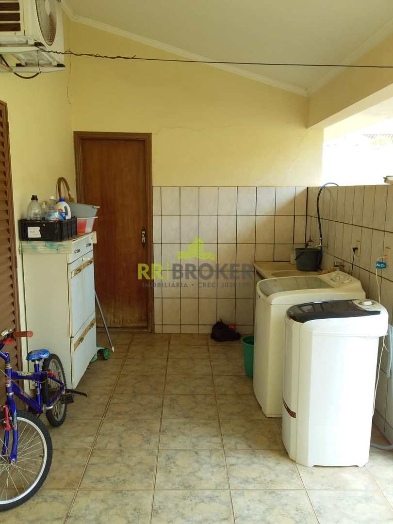 Casa à venda com 3 quartos, 198m² - Foto 31