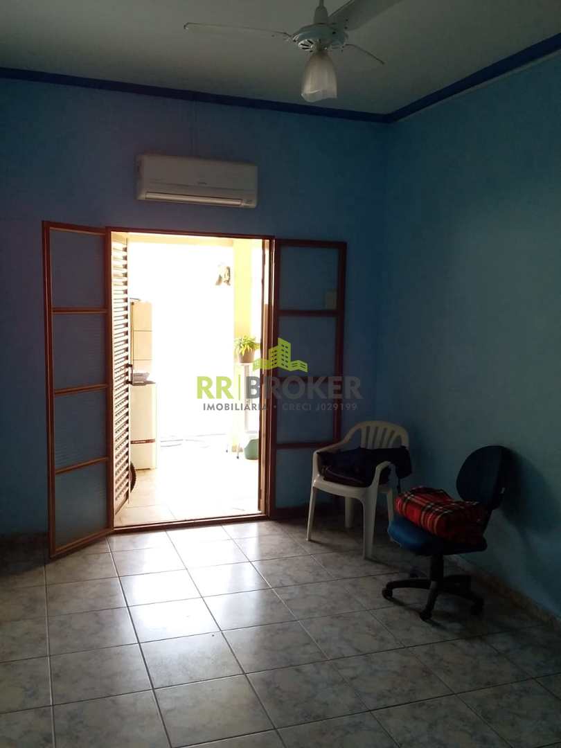 Casa à venda com 3 quartos, 198m² - Foto 24