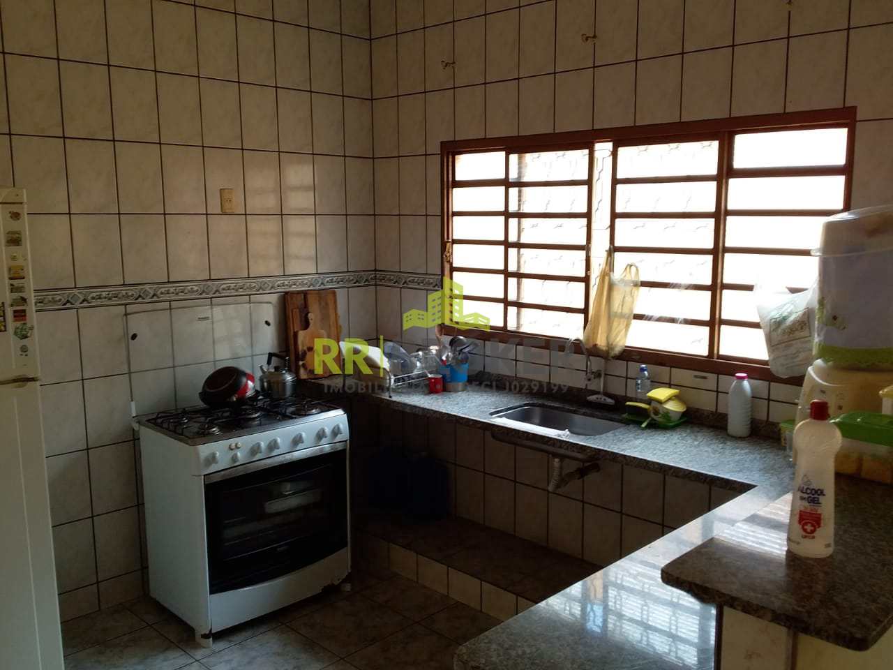 Casa à venda com 3 quartos, 198m² - Foto 12