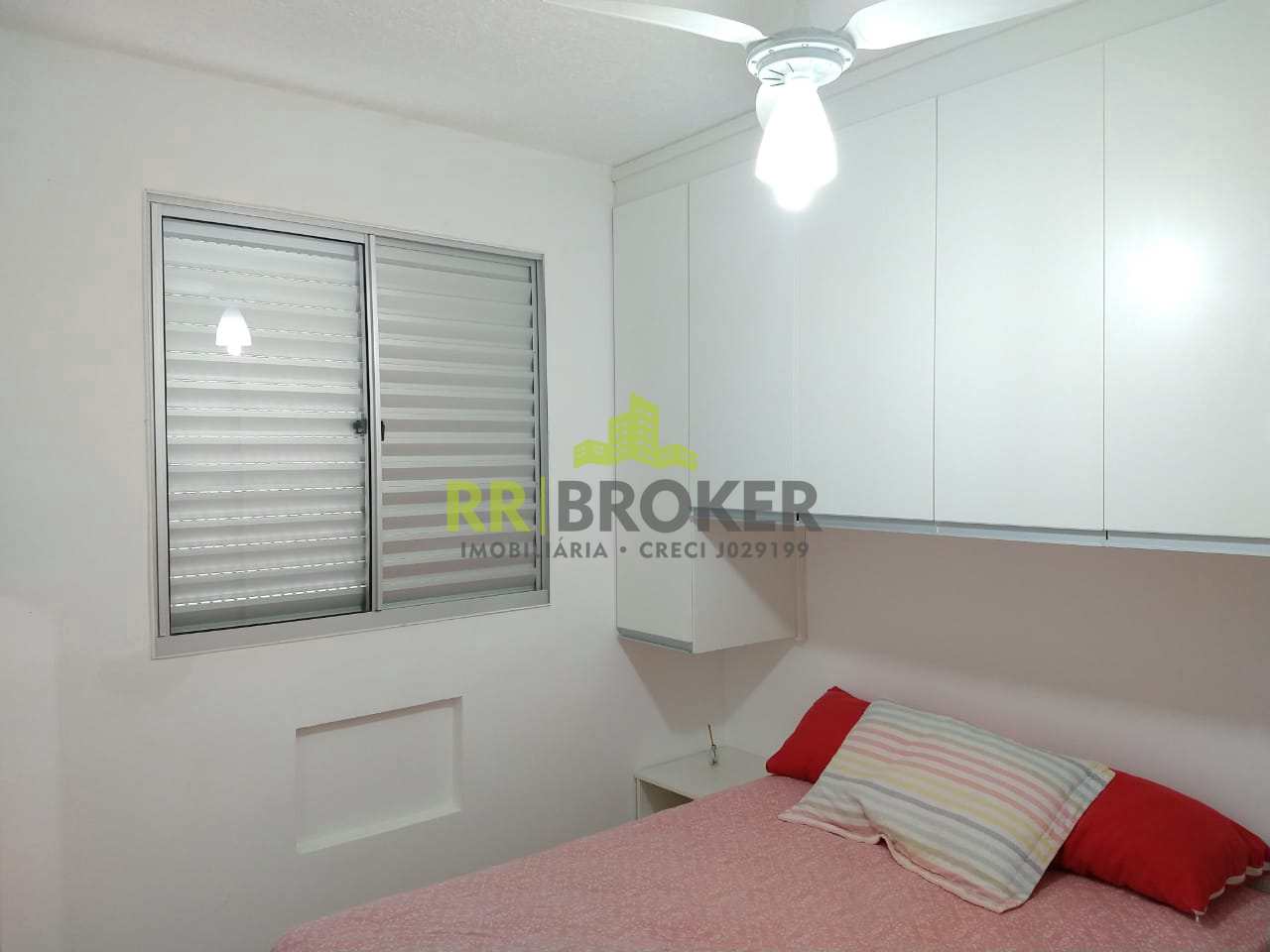 Apartamento à venda com 2 quartos, 44m² - Foto 10