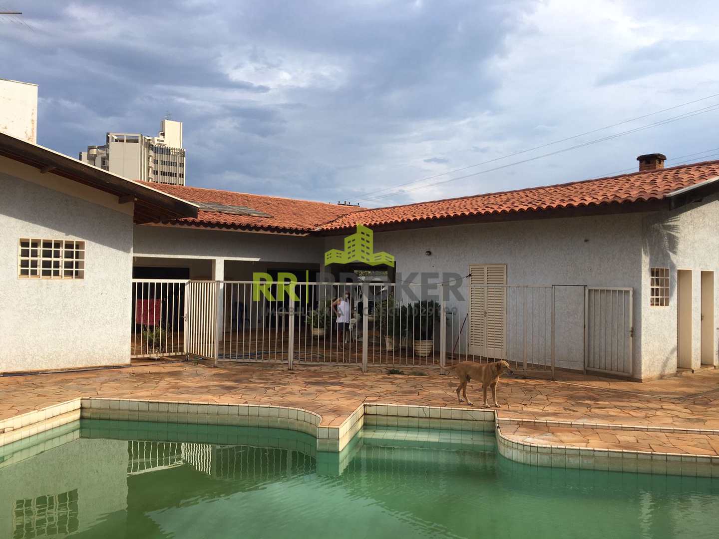 Casa à venda com 4 quartos, 660m² - Foto 18