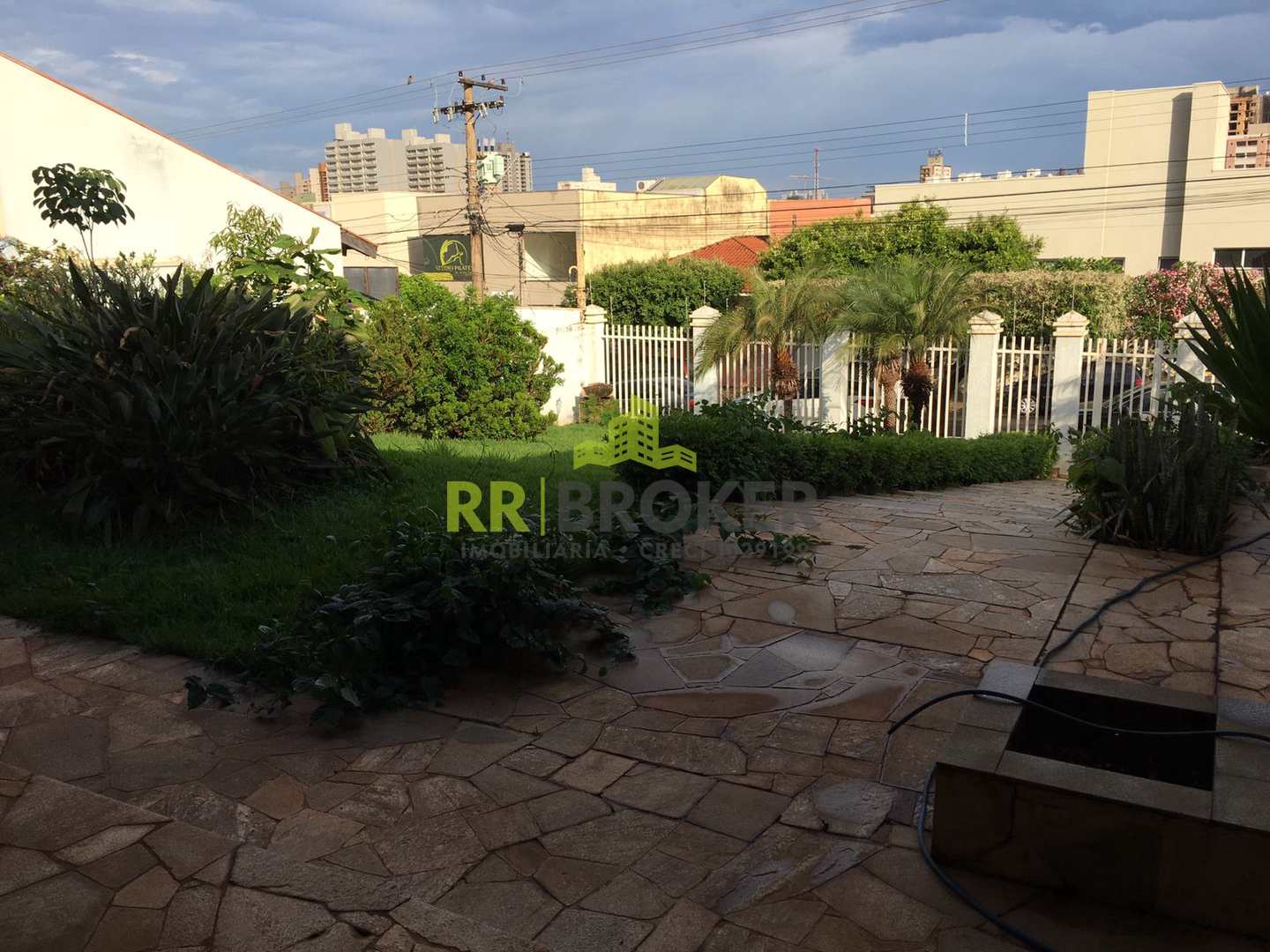 Casa à venda com 4 quartos, 660m² - Foto 7