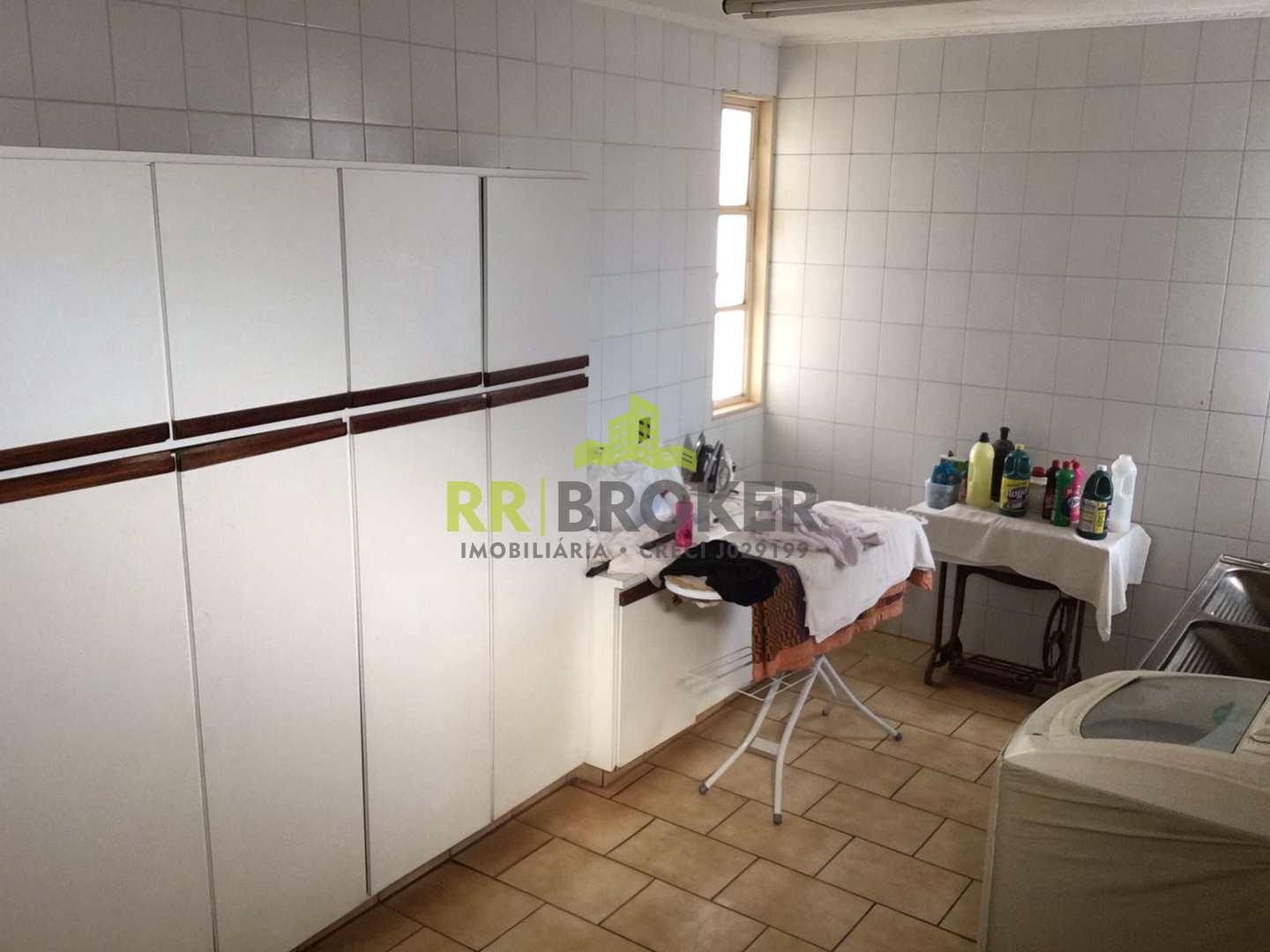 Casa à venda com 4 quartos, 660m² - Foto 42