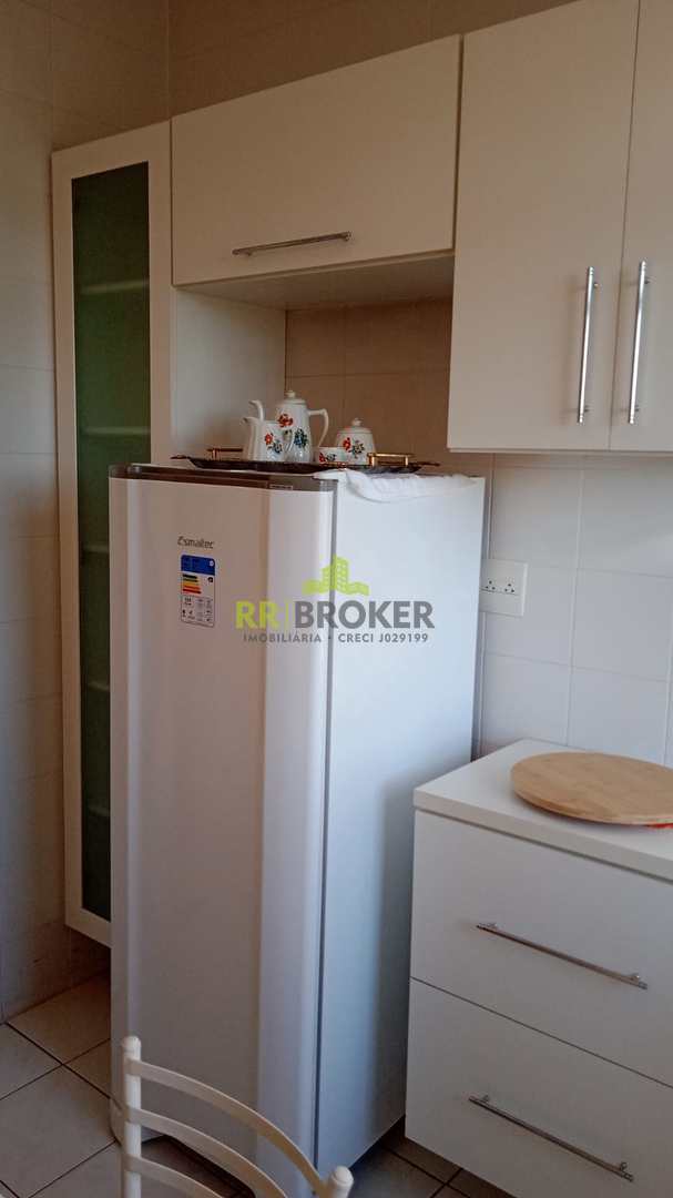 Apartamento à venda com 2 quartos, 64m² - Foto 23