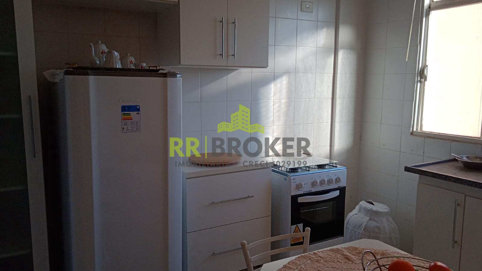 Apartamento à venda com 2 quartos, 64m² - Foto 26