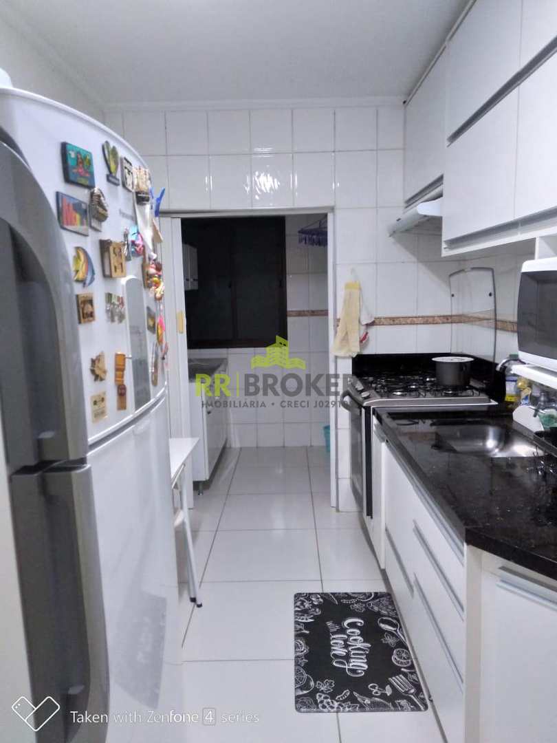 Apartamento à venda com 3 quartos, 80m² - Foto 6