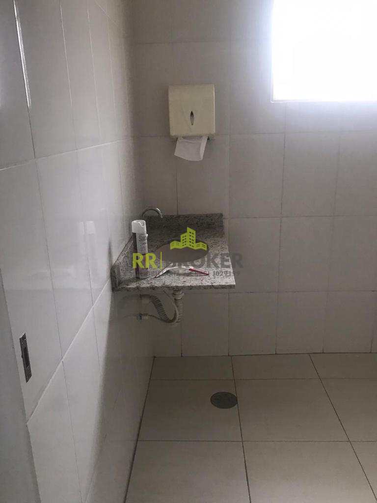 Casa à venda com 3 quartos, 200m² - Foto 11