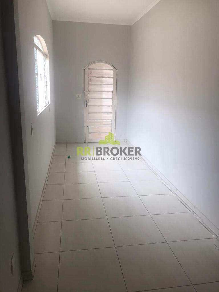 Casa à venda com 3 quartos, 200m² - Foto 14