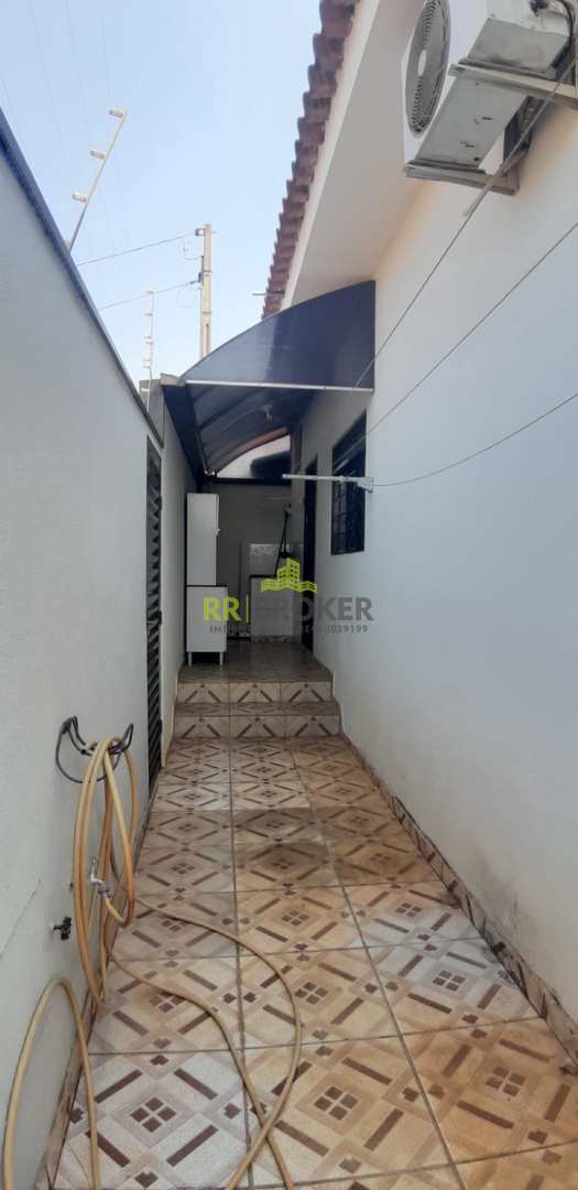 Casa à venda com 2 quartos, 130m² - Foto 8