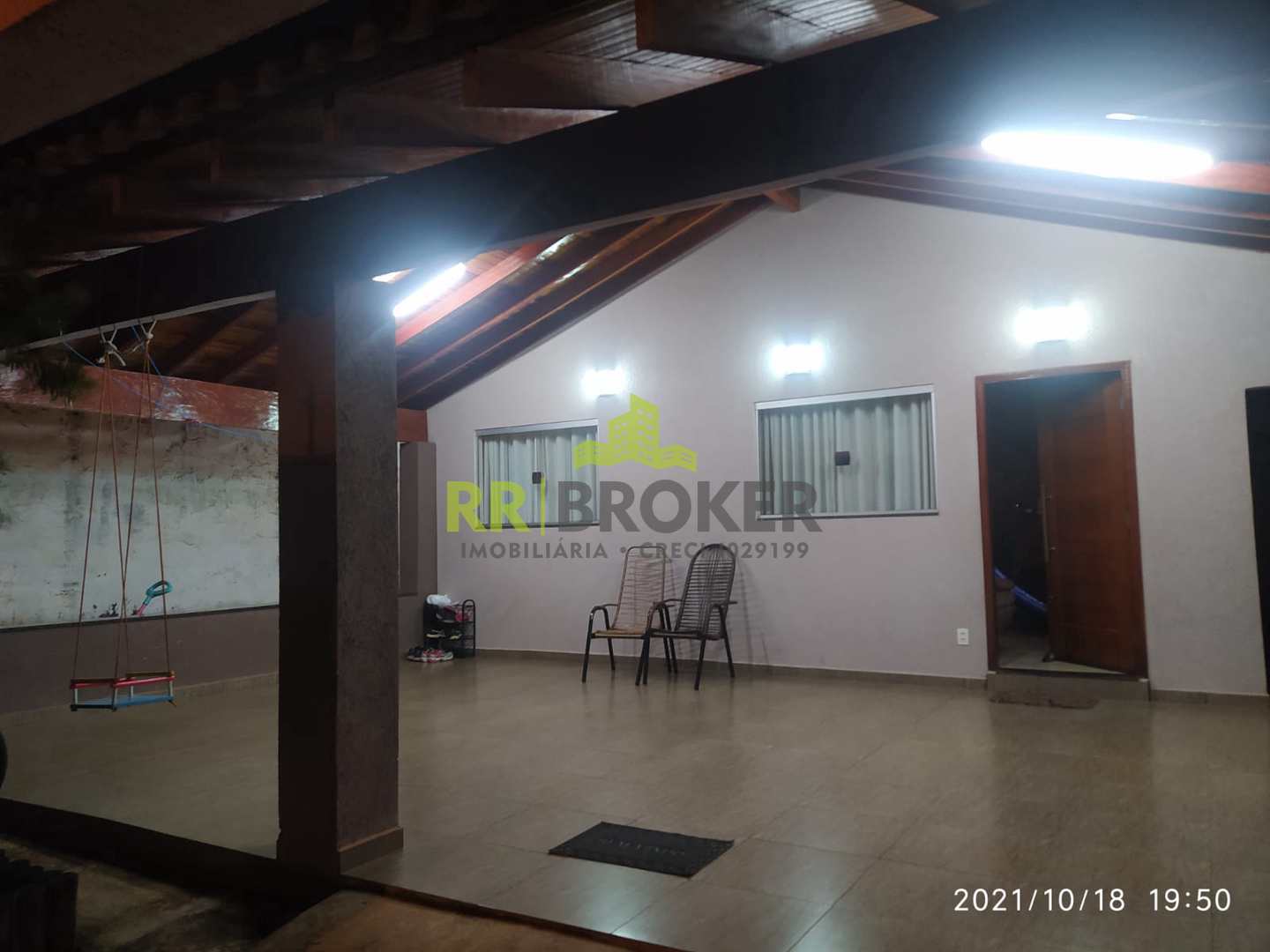 Casa à venda com 3 quartos, 250m² - Foto 6