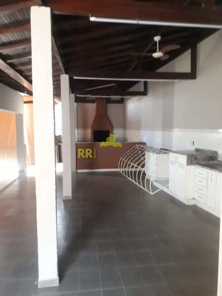 Casa à venda com 4 quartos, 450m² - Foto 14