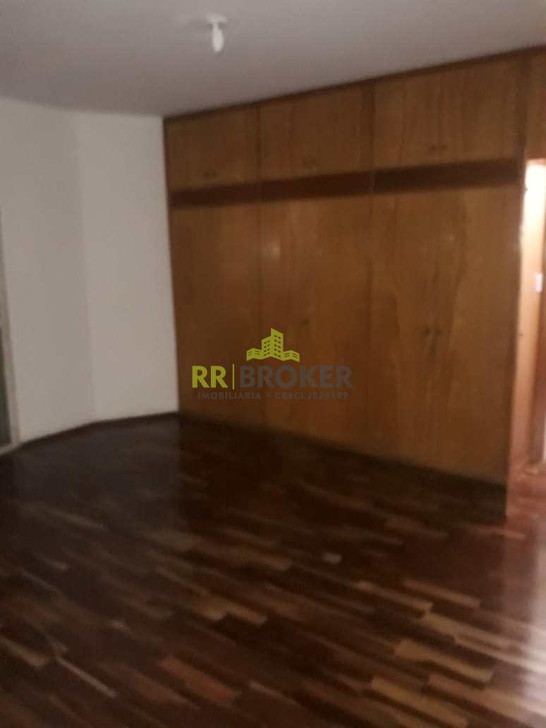 Casa à venda com 4 quartos, 450m² - Foto 5