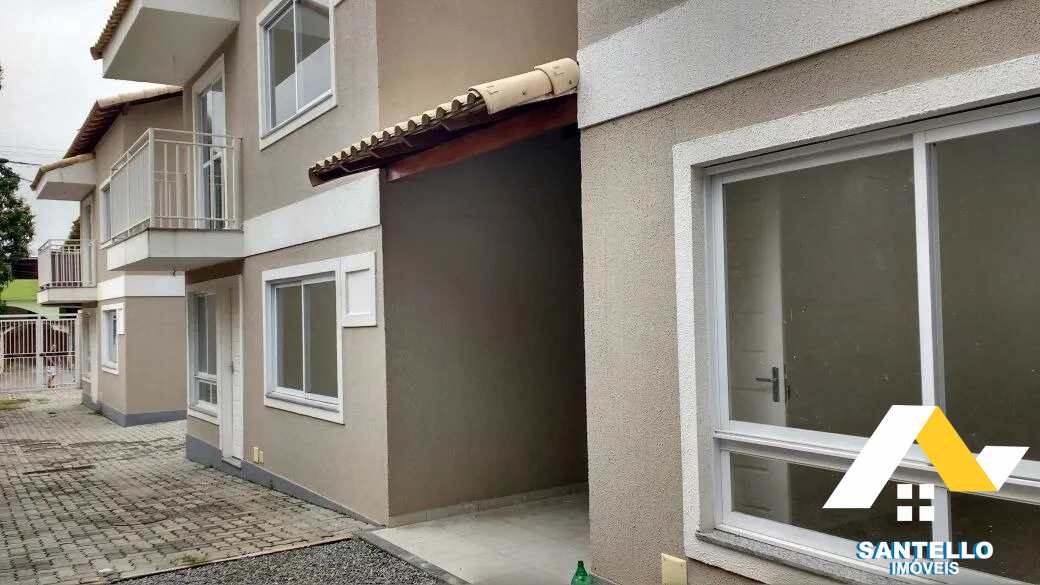 Casa à venda com 2 quartos, 60m² - Foto 8