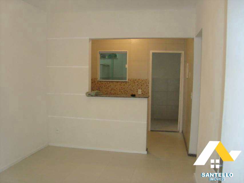 Casa à venda com 2 quartos, 90m² - Foto 2