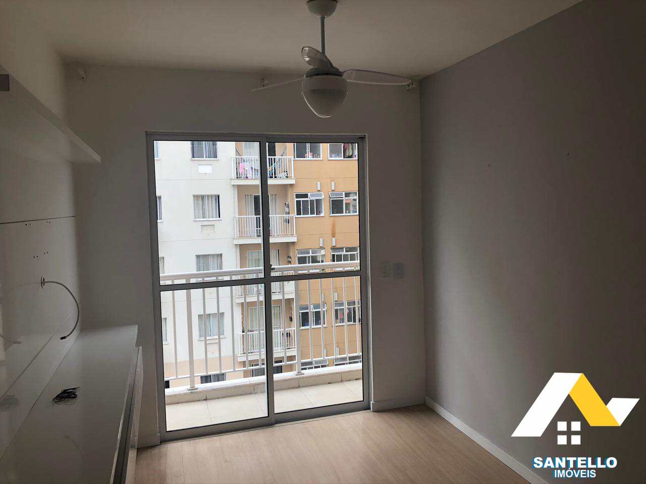 Apartamento à venda com 2 quartos, 70m² - Foto 1