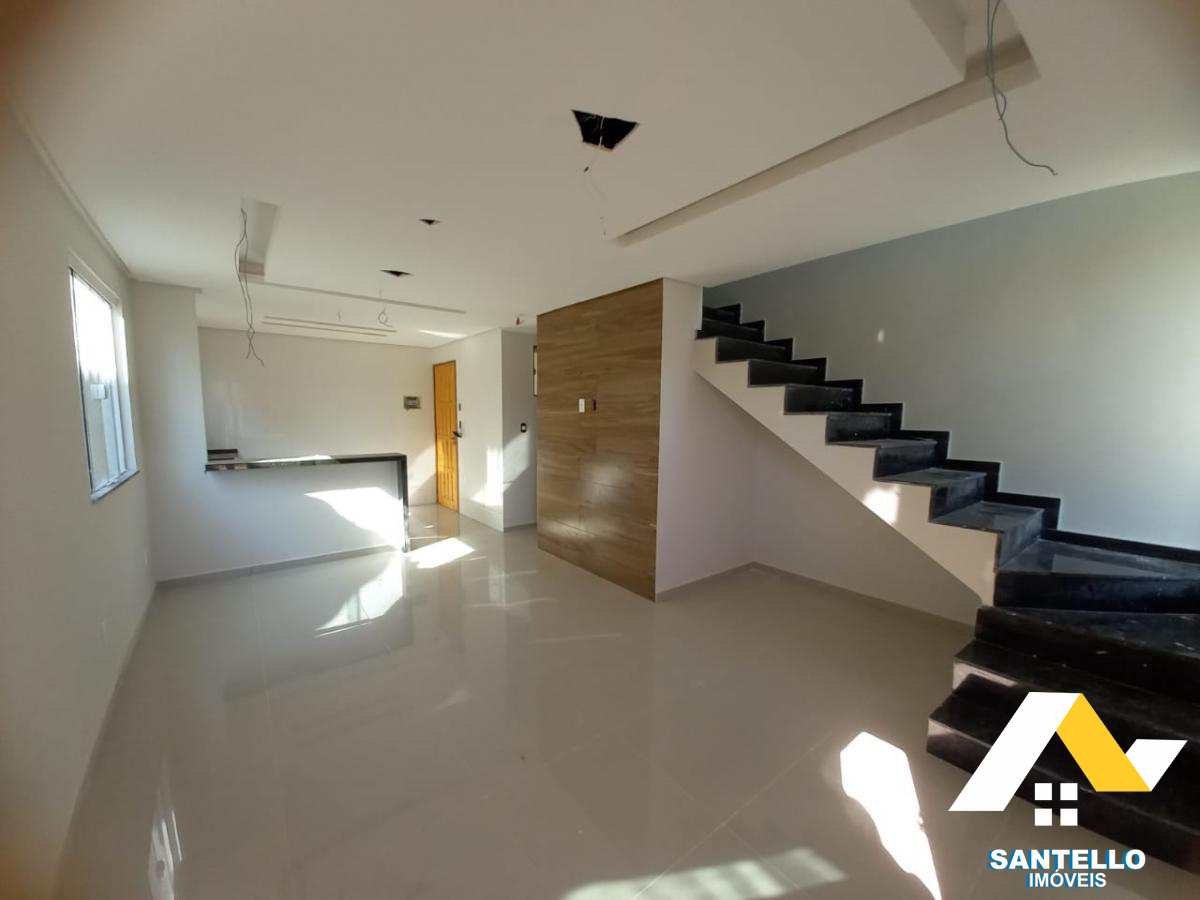 Casa à venda com 2 quartos, 70m² - Foto 2