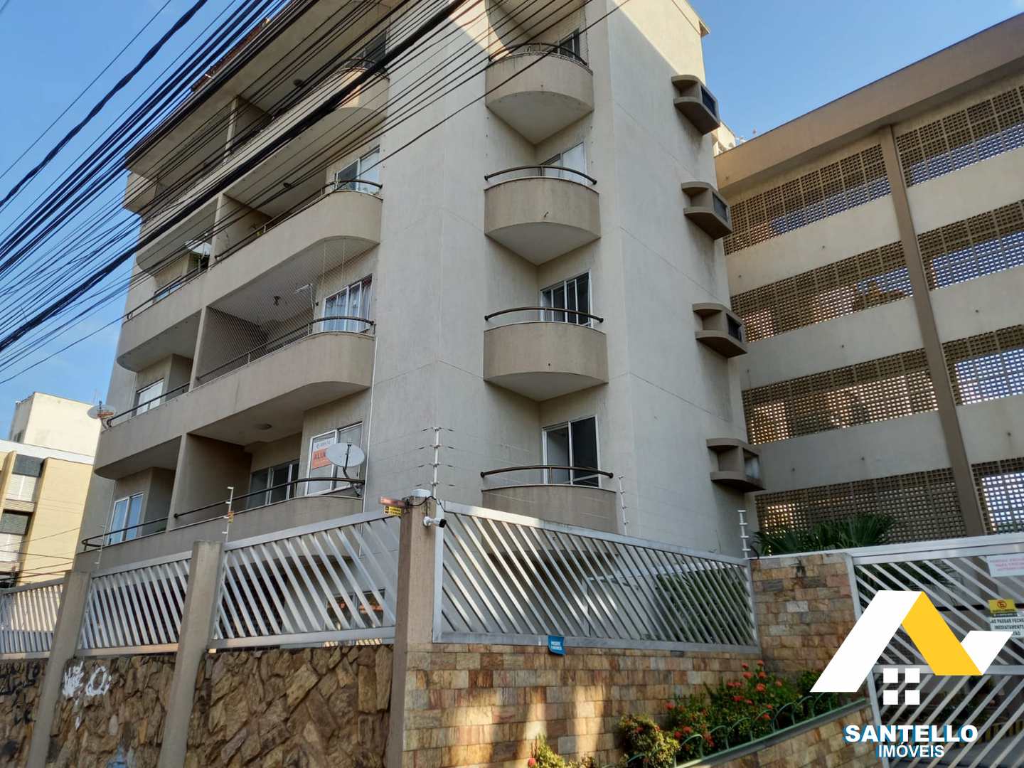 Apartamento à venda com 3 quartos, 146m² - Foto 1