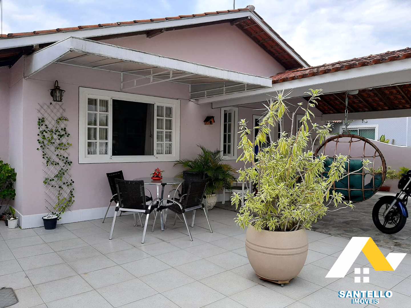 Casa à venda com 3 quartos, 145m² - Foto 2