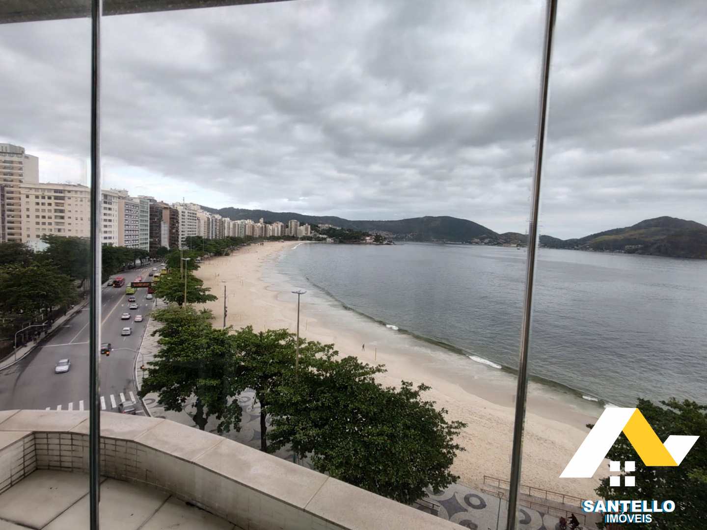 Apartamento à venda com 4 quartos, 290m² - Foto 2