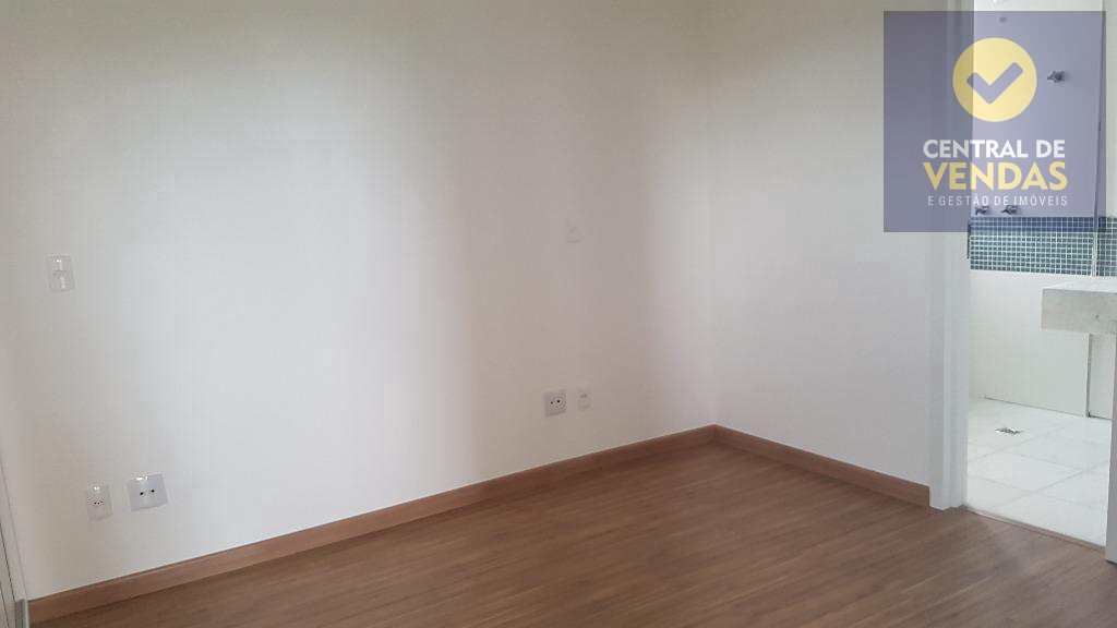 Apartamento à venda com 3 quartos, 171m² - Foto 12