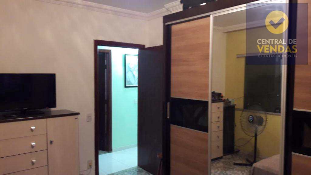 Casa à venda com 3 quartos, 83m² - Foto 15