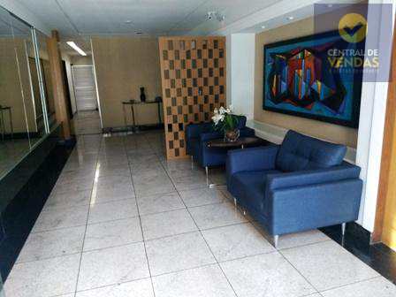 Apartamento à venda com 4 quartos, 160m² - Foto 2