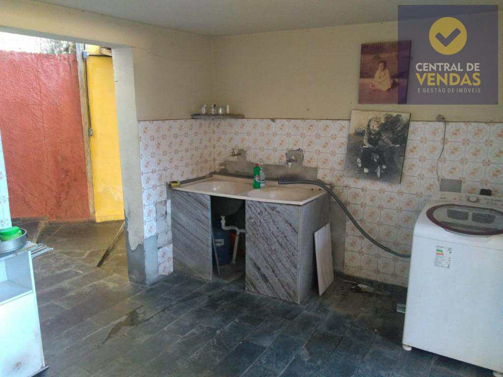 Casa à venda com 3 quartos, 360m² - Foto 18