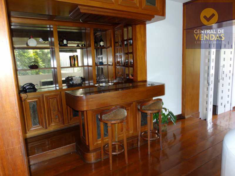 Apartamento à venda com 4 quartos, 280m² - Foto 2