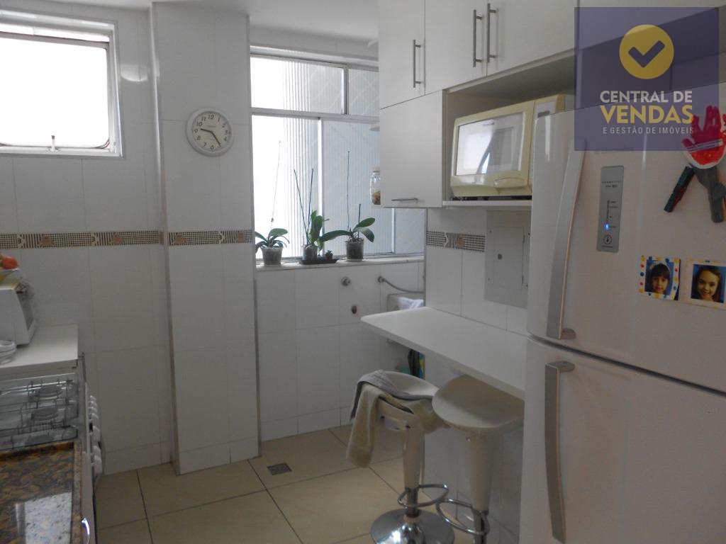 Apartamento à venda com 3 quartos, 96m² - Foto 9