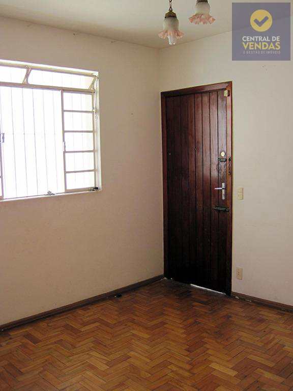 Apartamento à venda com 2 quartos, 65m² - Foto 24