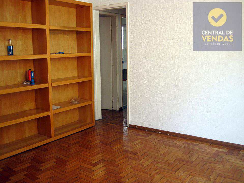 Apartamento à venda com 2 quartos, 65m² - Foto 2