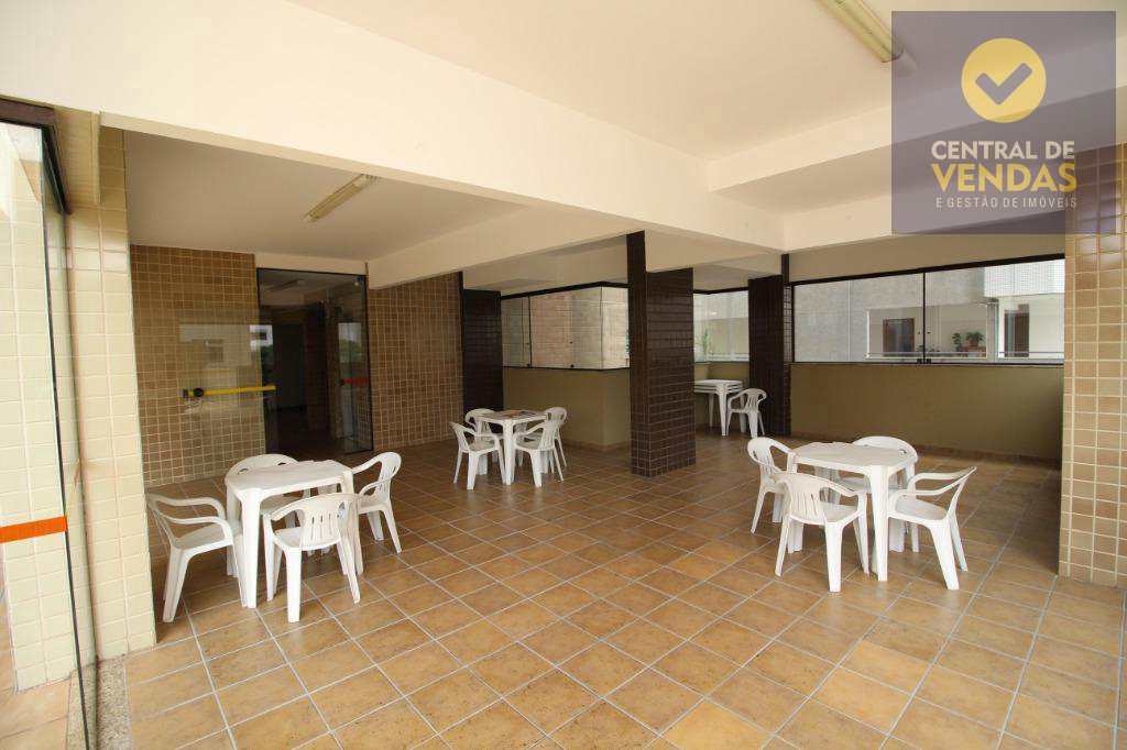 Apartamento à venda com 2 quartos, 70m² - Foto 19