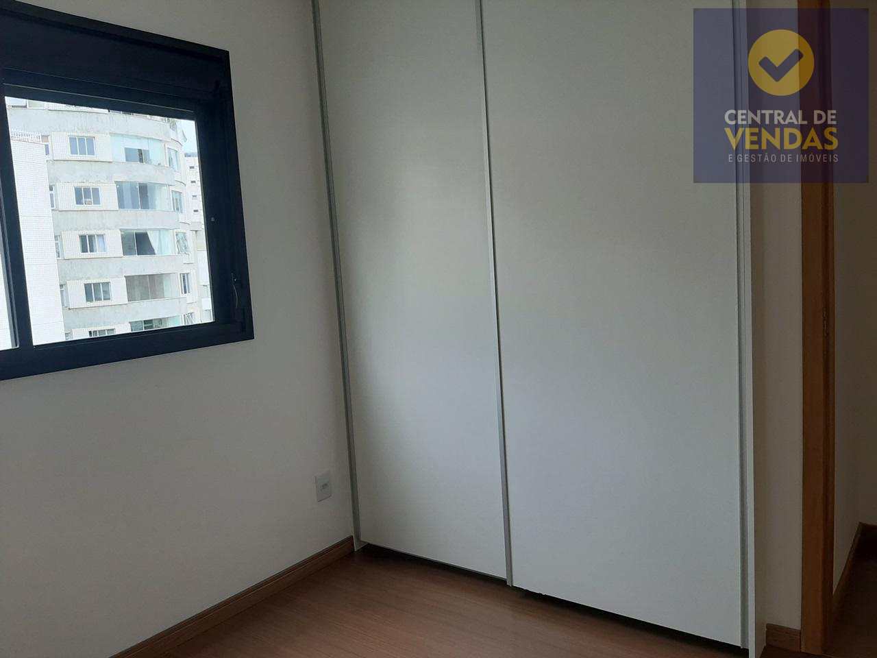 Apartamento à venda com 3 quartos, 90m² - Foto 7