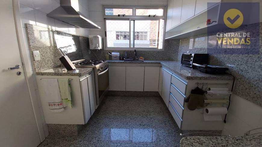 Apartamento à venda com 3 quartos, 160m² - Foto 13