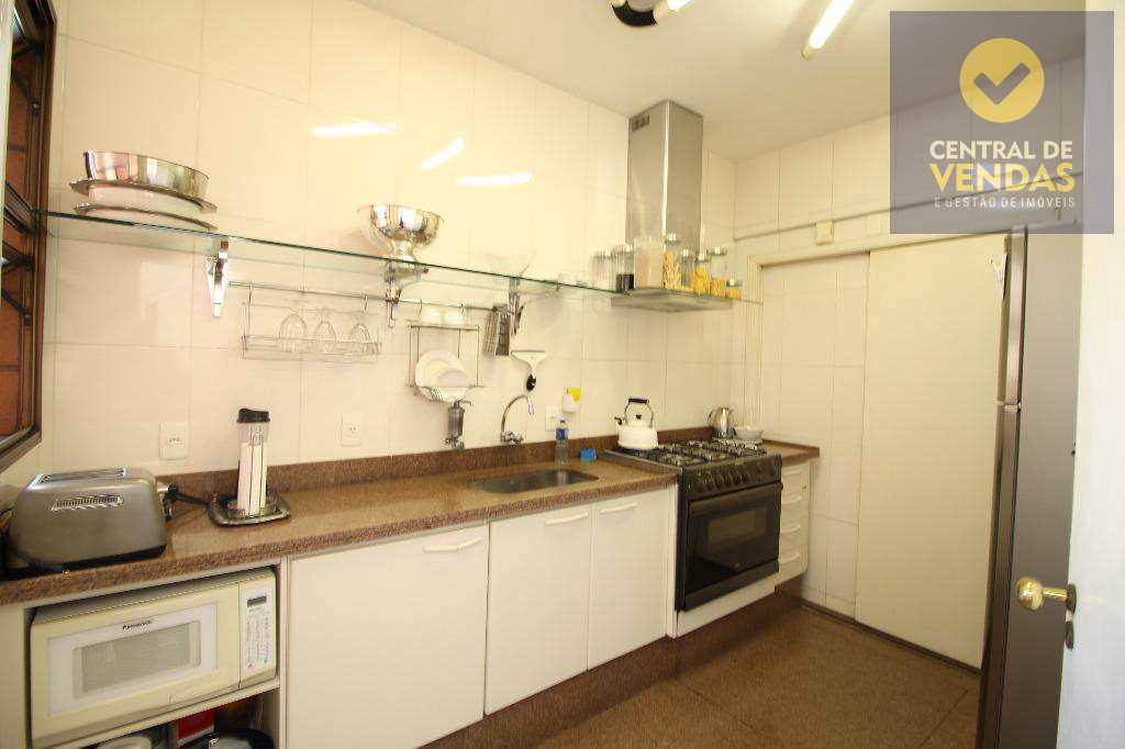 Apartamento à venda com 3 quartos, 115m² - Foto 13