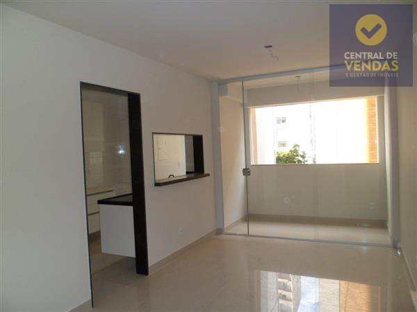 Apartamento à venda com 2 quartos, 72m² - Foto 1