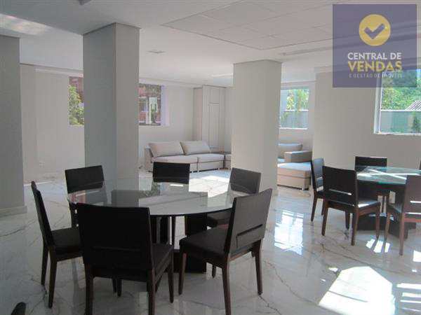 Apartamento à venda com 2 quartos, 72m² - Foto 11