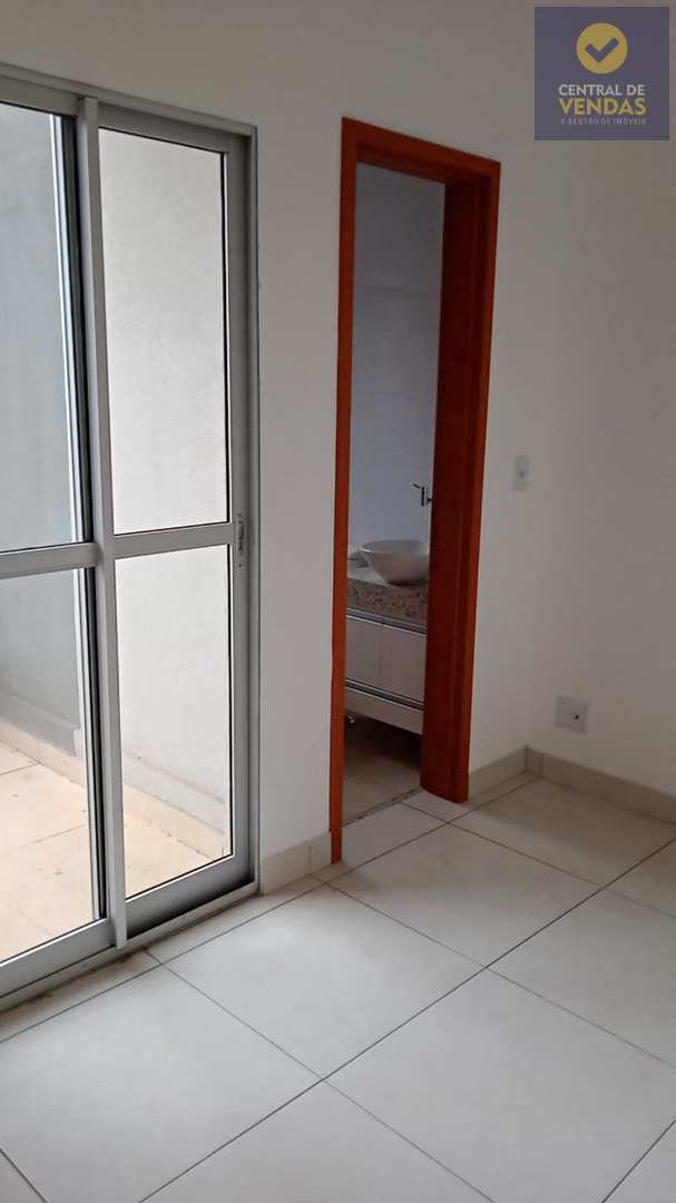 Cobertura à venda com 3 quartos, 90m² - Foto 4