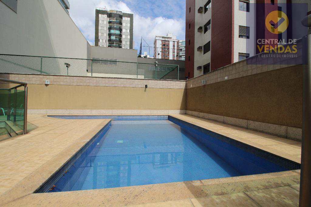 Apartamento à venda com 4 quartos, 155m² - Foto 1