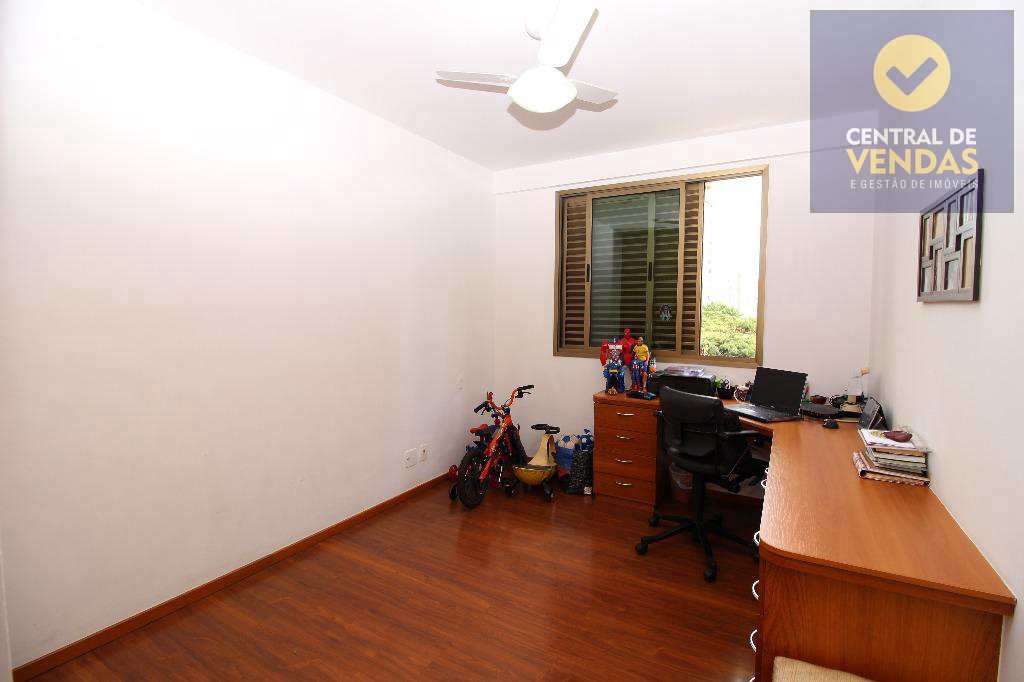 Apartamento à venda com 4 quartos, 155m² - Foto 23