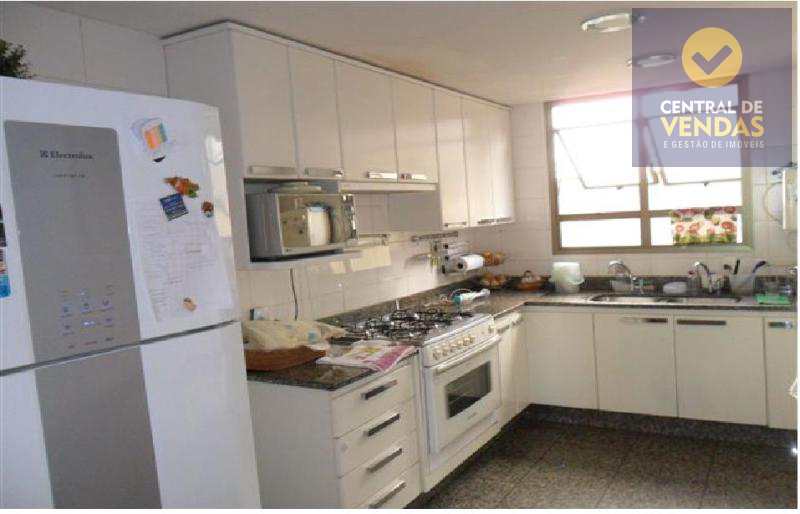 Apartamento à venda com 4 quartos, 155m² - Foto 18