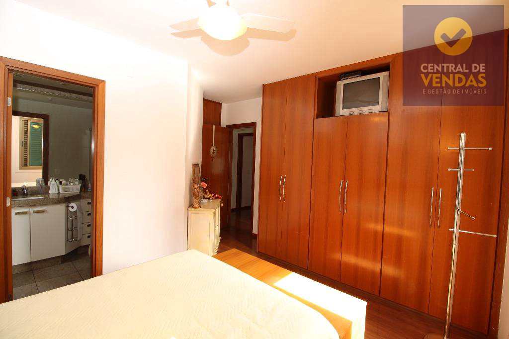 Apartamento à venda com 4 quartos, 155m² - Foto 25